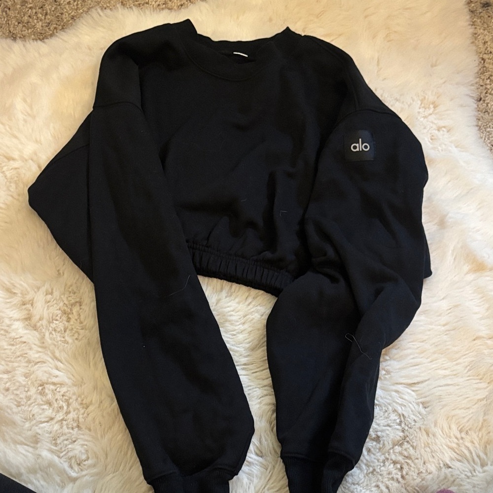 Alo Black Cropped Sweatshirt
